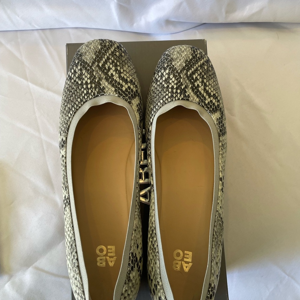 ABEO Cadence Ballet Flats in Snakeskin Pattern